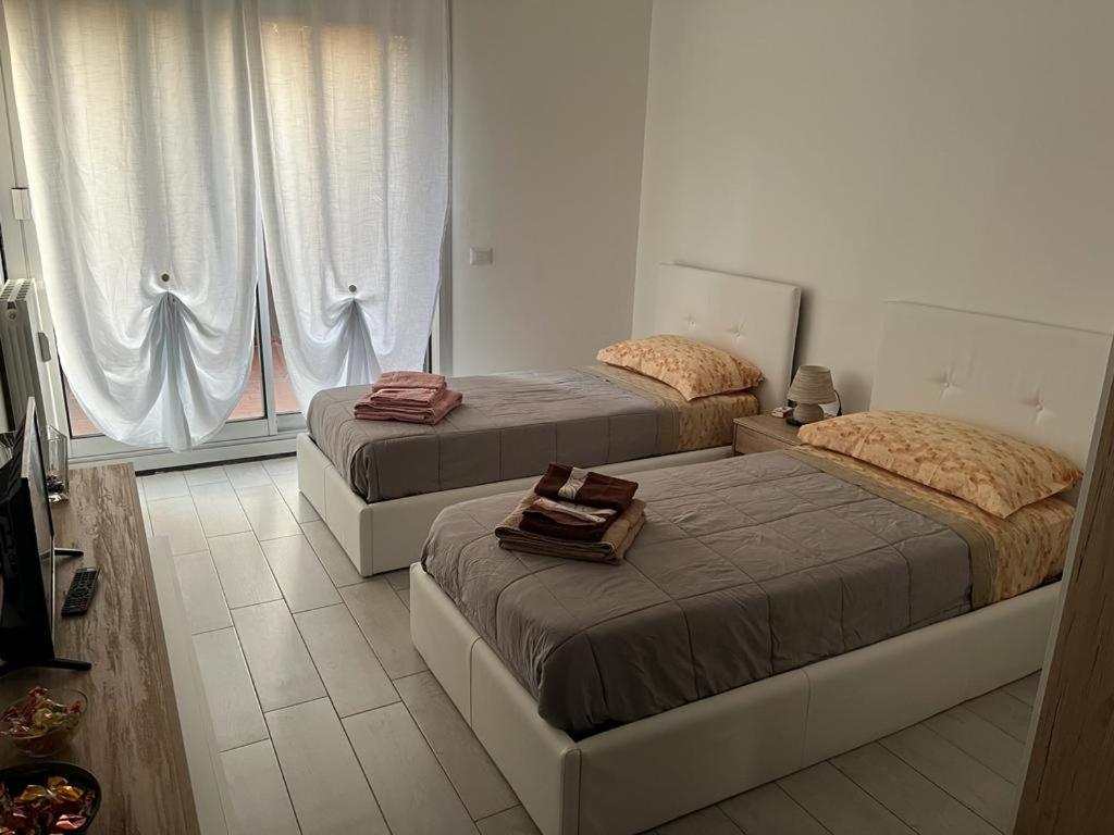 Einaudi Apartment Cologno Monzese Exterior foto